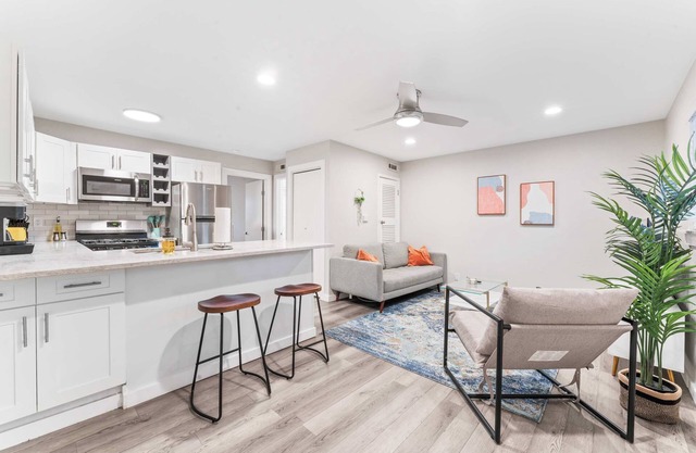 Boho West Downtown 1BR suite w/ washer&dryer