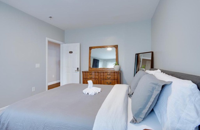 Boston Three Bedroom Apartment