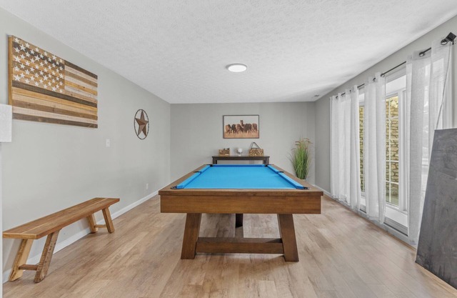 Bourbon Trail Getaway ~ Hot Tub + Dogs Welcome + Game Room + Cornhole + KY Fun