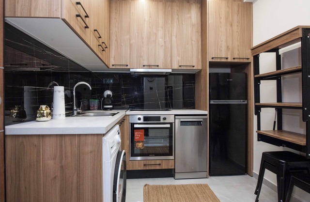 Brand New 1 Bd Apt in Trendy Kipseli