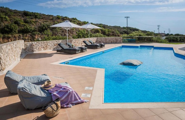 Brand New Skala Beach Apartment- Pieno Di Luce