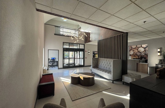Brentwood Suites, Ascend Hotel Collection