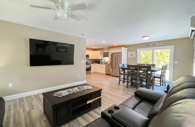 Bridgton Bungalow | Brand New, Central & Spacious