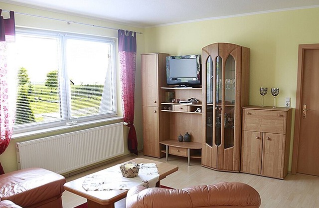 Apartamento luminoso y acogedor con vistas al lago Kummerow, a ras del suelo