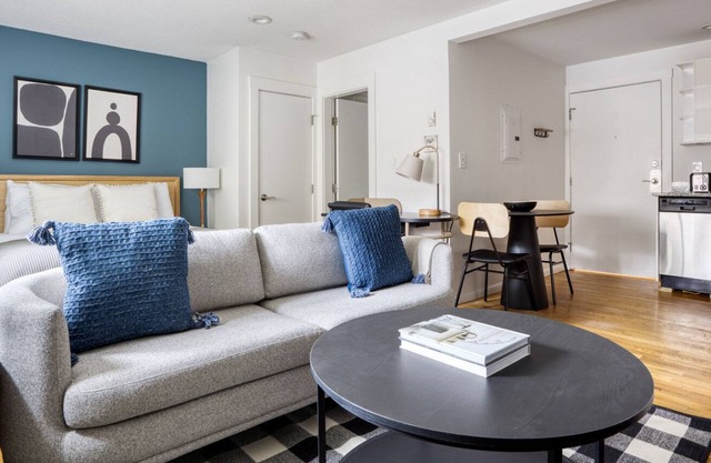 Bright Brighton Studio near Mission Park & Green Line, by Blueground