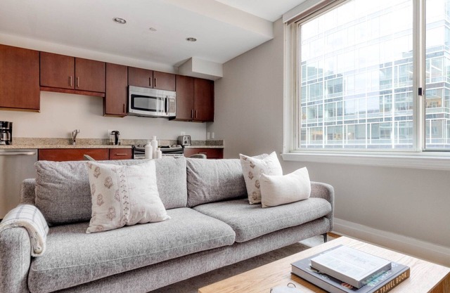 Bright Foggy Bottom 1BR w/ W/D, Pool & Gym, nr Georgetown, by Blueground