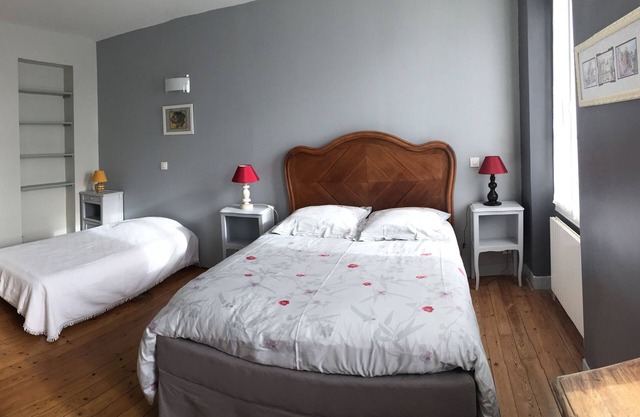 Bonita casa de campo, luminosa y tranquila cerca del RER cerca de París 2,4ou6 pers