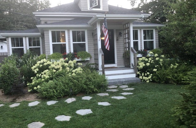 "Brookshire Cottage" Un acogedor hogar renovado en Newley