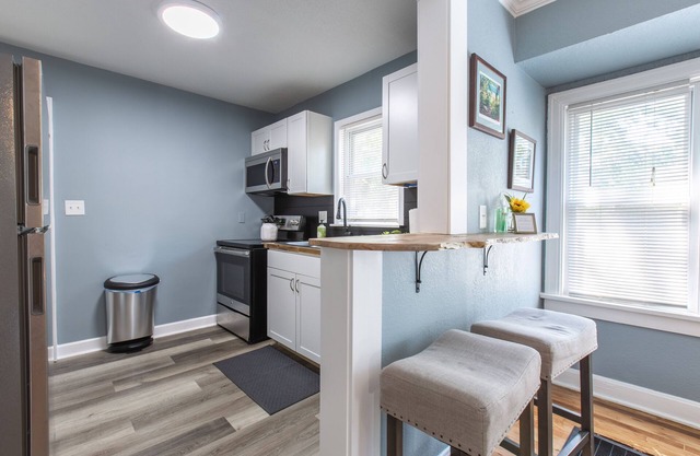 Brookside home with 2 bedrooms newly remodeled tree lined streets
