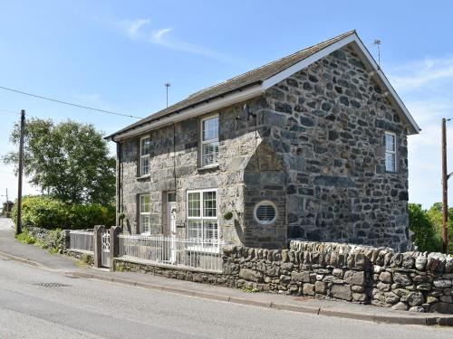 Bryn Y Felin