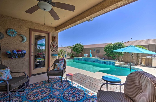 Buckeye House w / Sun Porch, piscina y putting green!