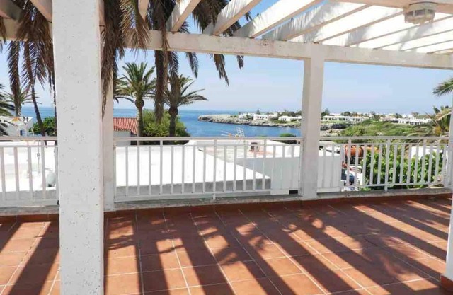 Bungalow "Binisafua Playa - 16" Cerca de la Playa con Piscina Exterior Compartida