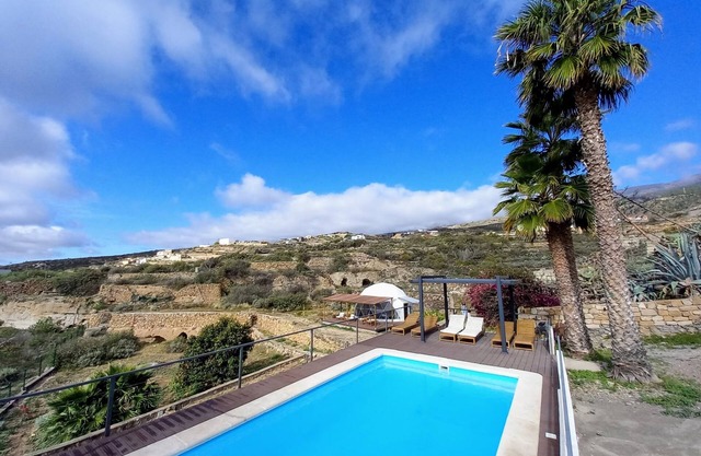 Vivienda con Piscina en Finca Rural