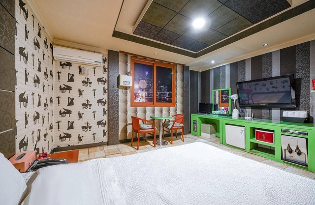 Busan Oncheonjang Interpark