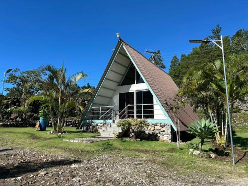 Cabin facing the Caldera River