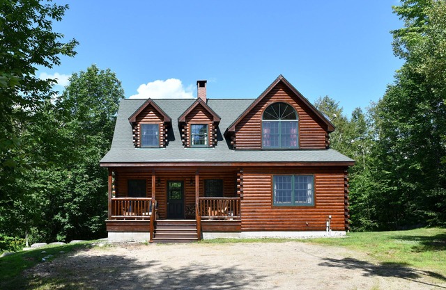 Bear Lane Cabin - Hermosa cabaña junto a la montaña con privacidad y vistas, capacidad para 13