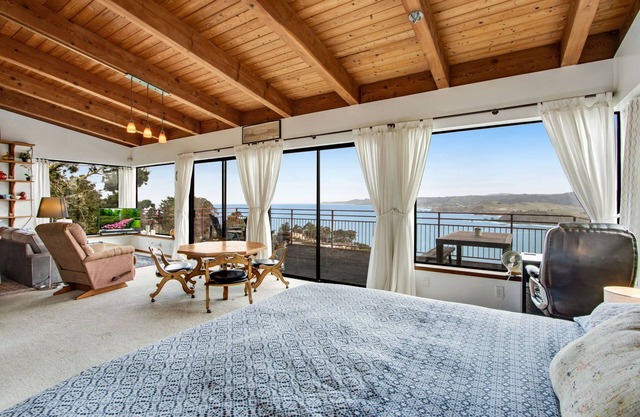 S. F. Vistas al mar Pedro Pt., Pacifica Penthouse