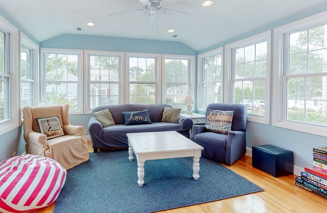 Calming cottage near the beach w/ private gas grill, large deck & great location