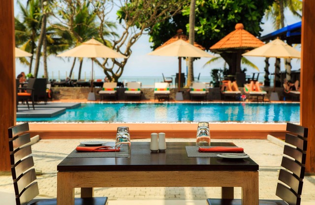 Camelot Beach Hotel