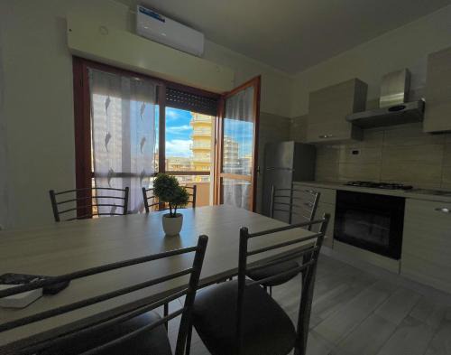 CAMI MARE BLU Apartment - Steps from the Sea 50mt & Train and Bus Station