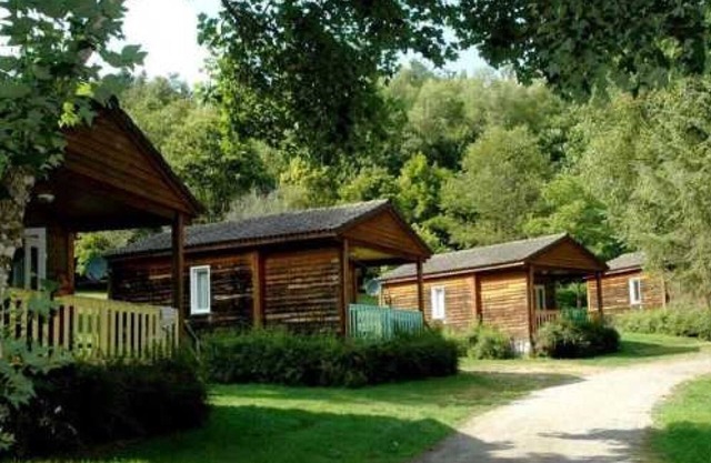 Camping 3 étoiles - Piscine - eehihg