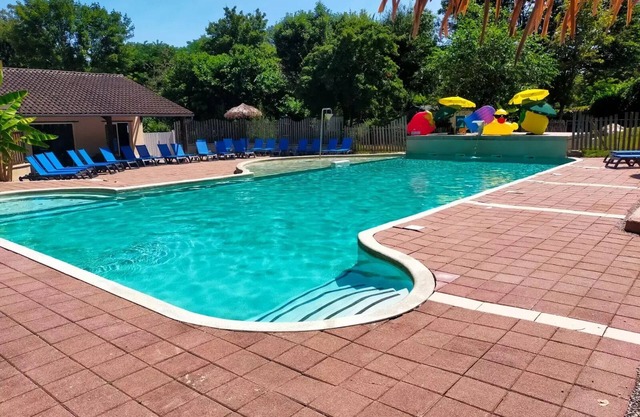 Camping l'Eau Vive **** - cabaña de la familia 4 Habitaciones 6 Personas