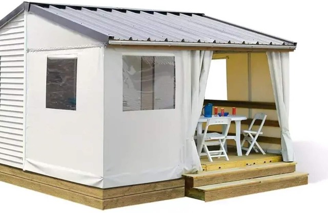 Camping Le Pont de Mazerat **** - Tit'Home: A perfect compromise between the tent and the 5-person mobile home