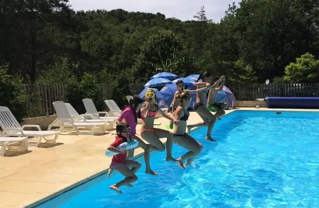 Camping maeva Escapades La Castillonderie **** - Mobil-Home Privilege 4 Rooms 6 People Air Conditioning + TV