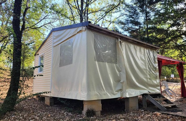 Camping des Bastides **** - Tithome 3 habitaciones 5 personas sin baño