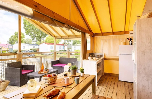 Campsite La Citadelle**** - PREMIUM Lodge - 2 bedrooms 4 people