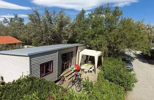Campsite Les Dunes***** - Classic 4-room mobile home for 6 people with air conditioning