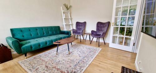 Canal View 3 bed Flat - Little Venice!