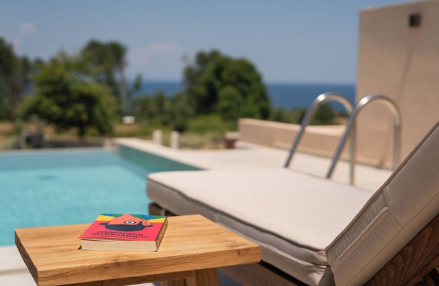 Candelas Suites and Nature Three-Bedroom Villa with Sea View & private pool