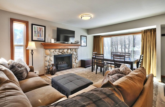 2 habitaciones frente a Park City Canyons Village Views!