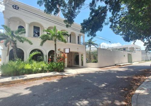 Capital O Hotel Rolovi Cancún