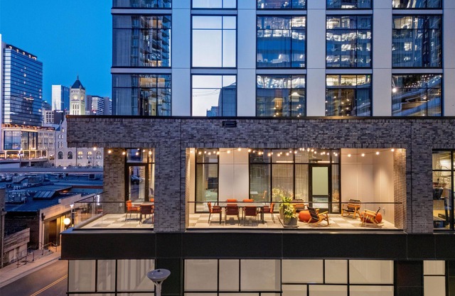 Caption by Hyatt Downtown Nashville/The Gulch
