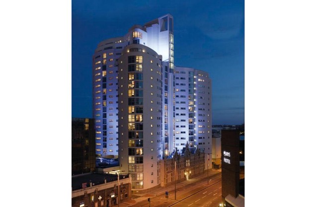 Cardiff City Center - with FREE Parking
