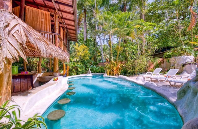 Caribe Town Bungalows