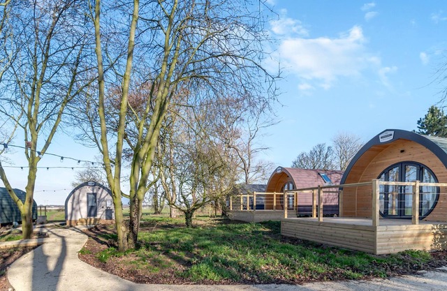 POD 8, pet friendly, with a garden in Aldbrough