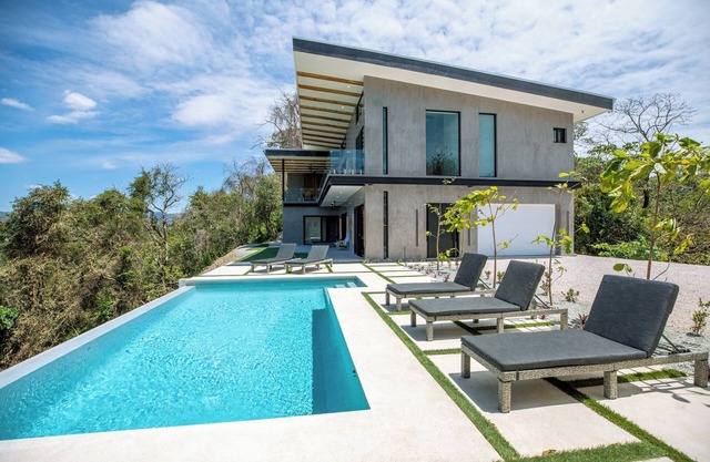 Casa Cielo | Secluded Luxury ocean-view home w/shared pool