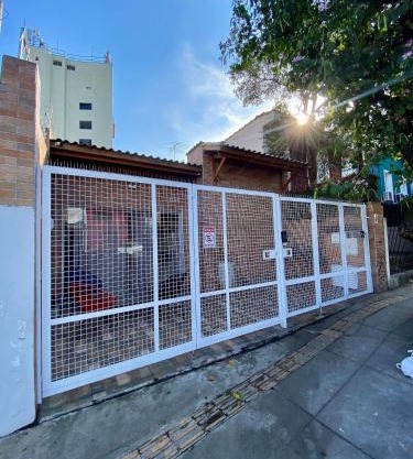 Casa completa 3/4 com suite