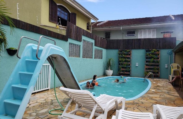 Casa em Guaratuba com piscina