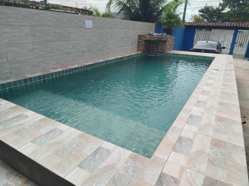 Casa em Mongaguá, próximo a Plataforma de Pesca