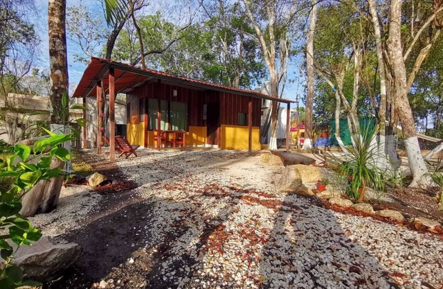Casa Lola, disfruta de la selva con todas las comodidades.
