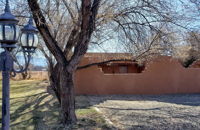 Vacation Casita "Lucky" (adyacente a Vineyard en Nambe, Condado de Santa Fe, NM)