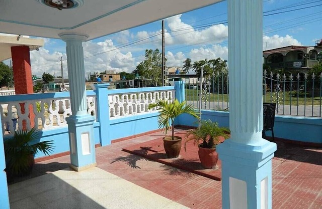 Casa Marazul (Playa Larga)
