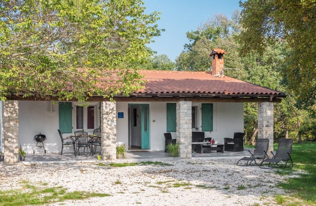 Casa Marta in Brajkovići - Haus für 4 Personen