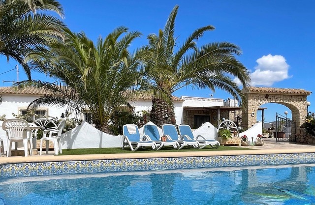 CASA MORA- Encantadora villa rústica con piscina privada