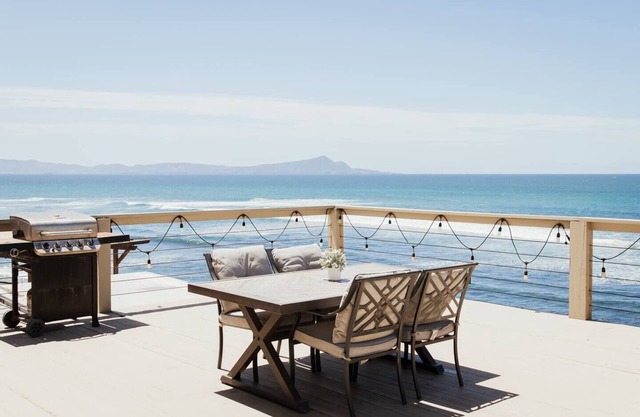 Casa Puesta del Sol. an Oceanview House