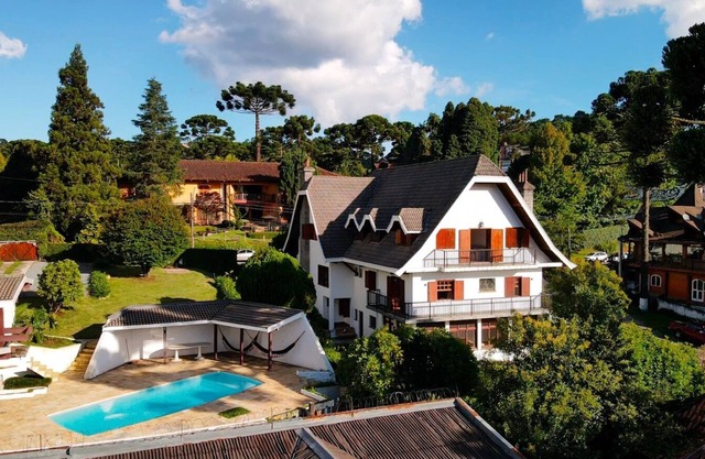 Casa Três Rios - Campos do Jordão